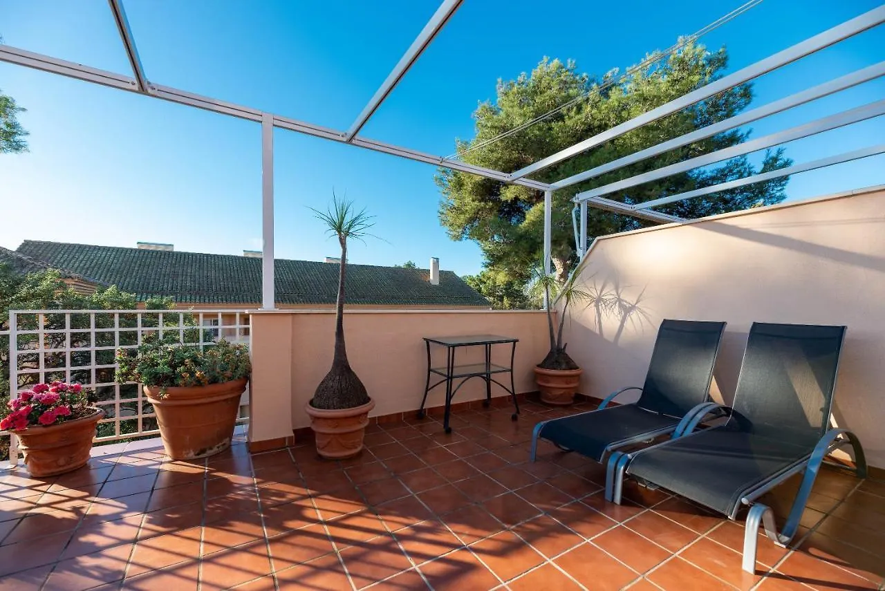 Penthouse Apartment In Elviria 马尔韦利亚 度假居